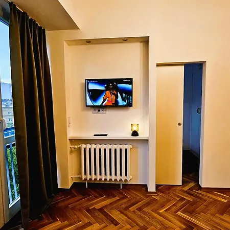 Apartman Cool Art *